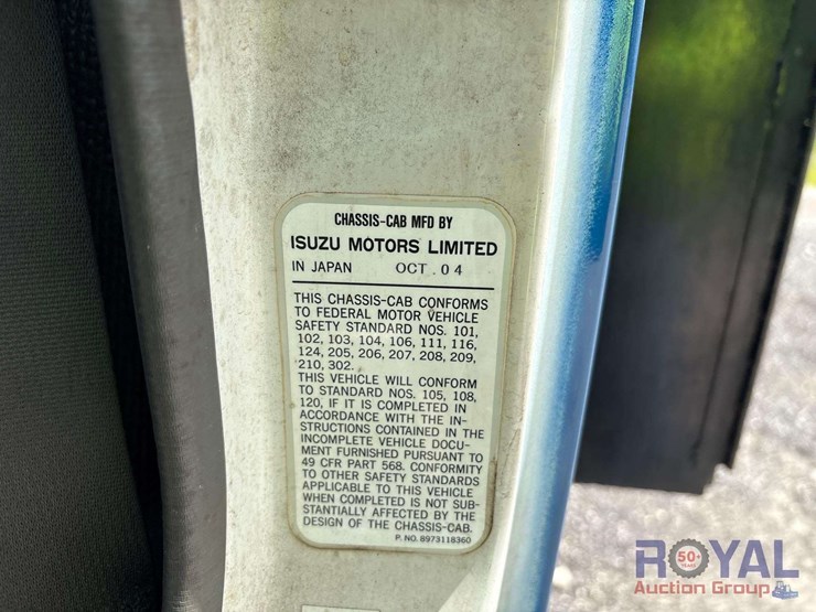 2005-isuzu-npr-image-4