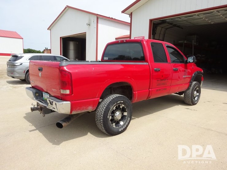 2004-dodge-ram-2500-image-24