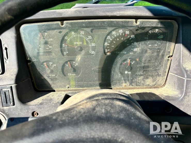 2000-sterling-dry-tender-truck-(gp11245,-unit-123831)-image-94