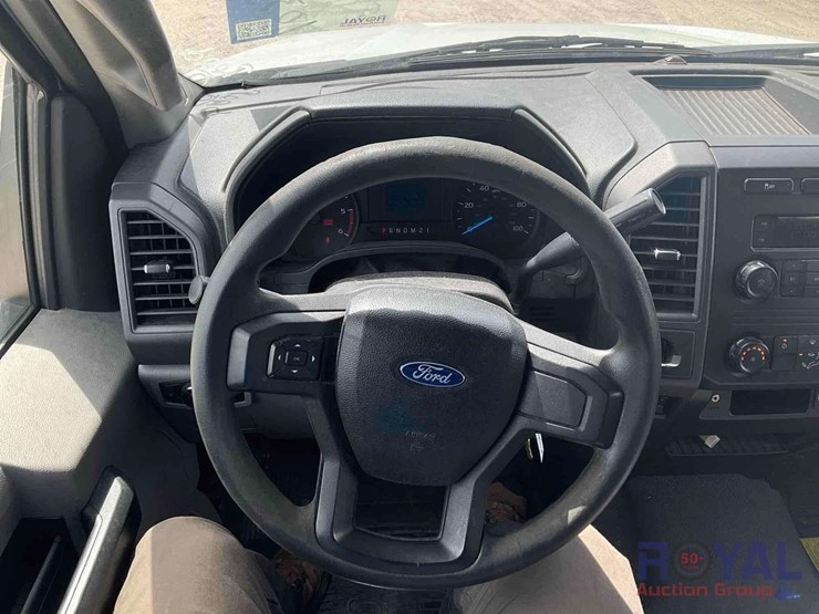 2017-ford-f450-image-13