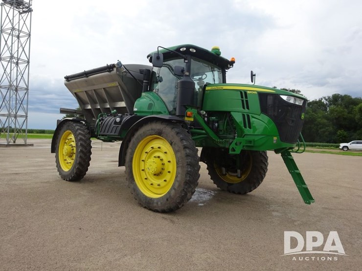 2016-john-deere-r4045-image-11