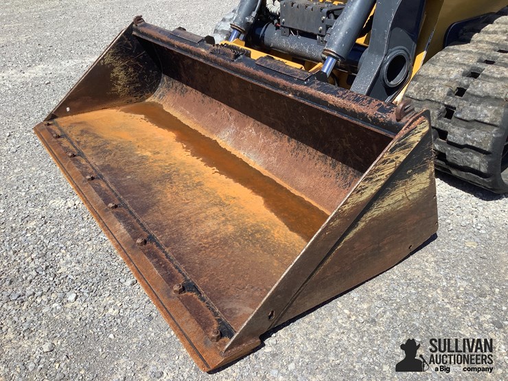 2021-deere-333g-image-11