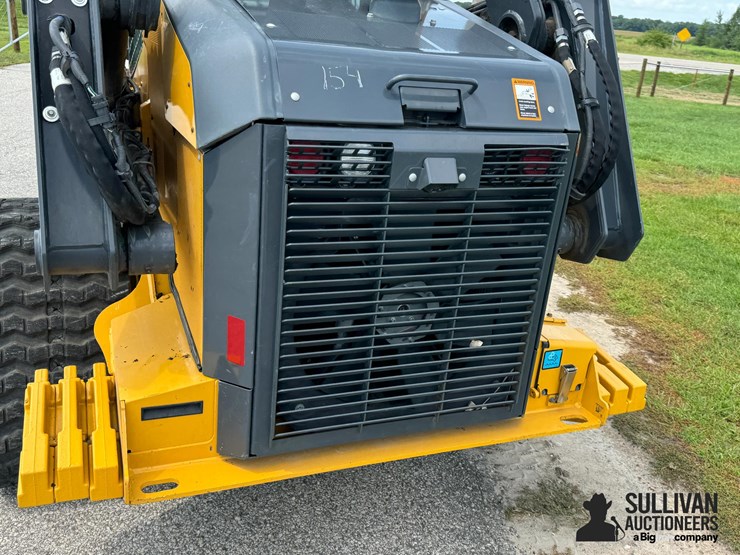 2023-deere-333g-image-15