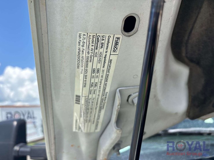 2017-ford-f550-image-24