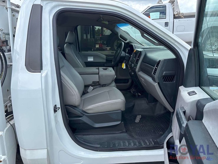 2018-ford-f550-image-24