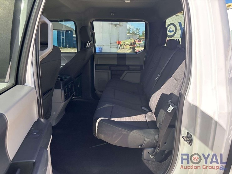 2020-ford-f150-image-16