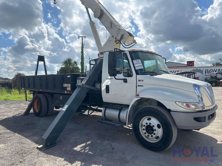 2014-international-durastar-4300-image-2