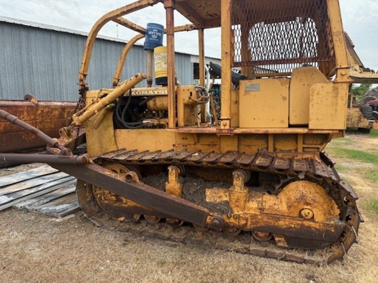 komatsu-d53a-15-image-3