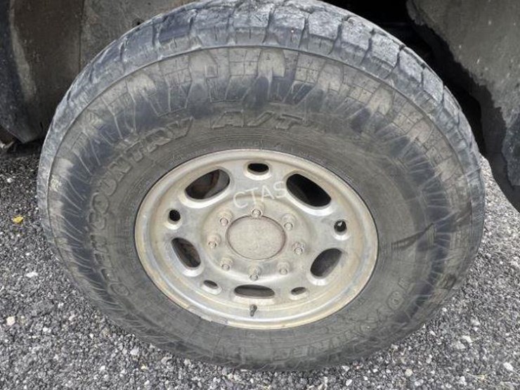 2002-chevrolet-2500-image-4