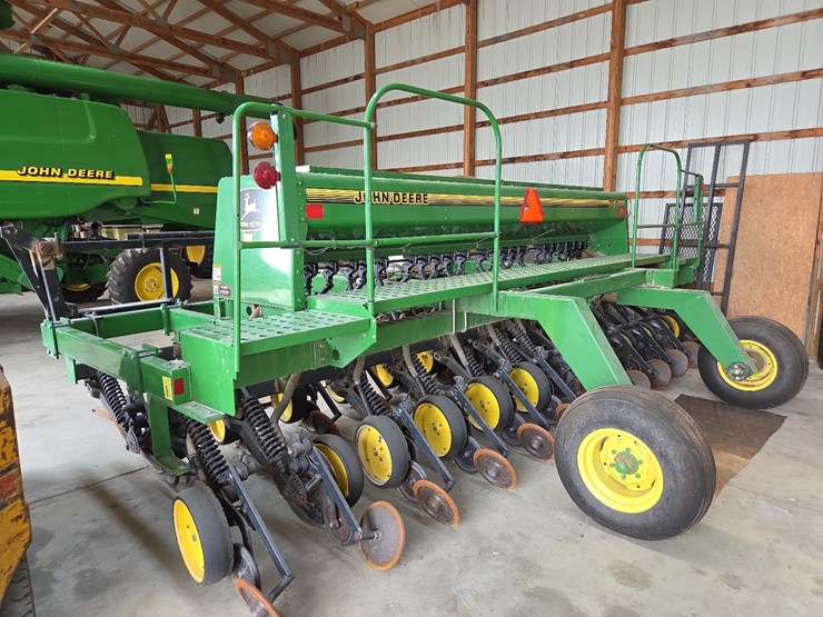john-deere-750-image-15