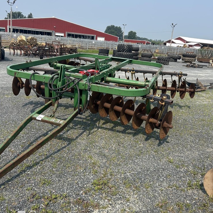 JOHN DEERE 210