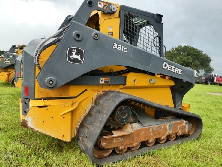 deere-331g-image-4