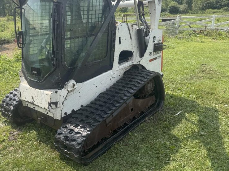 2015-bobcat-t770-image-2