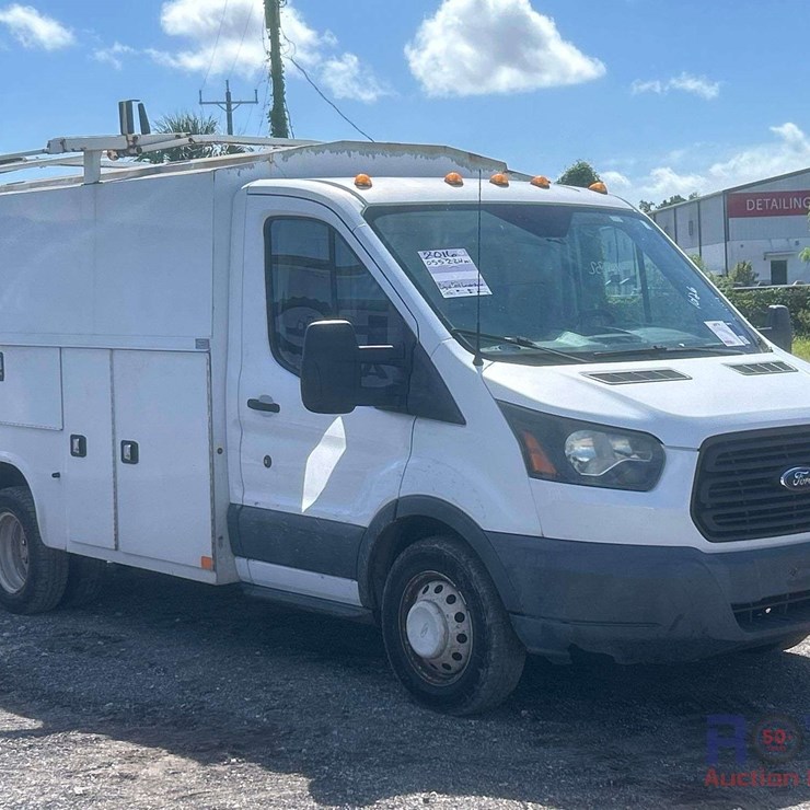 2016 FORD E350