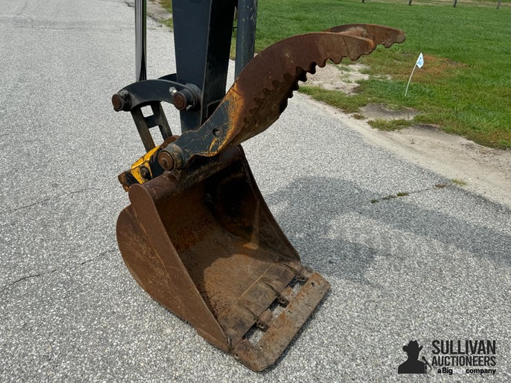 2019-deere-50g-image-10