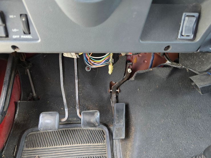 1994-jeep-wrangler-image-64