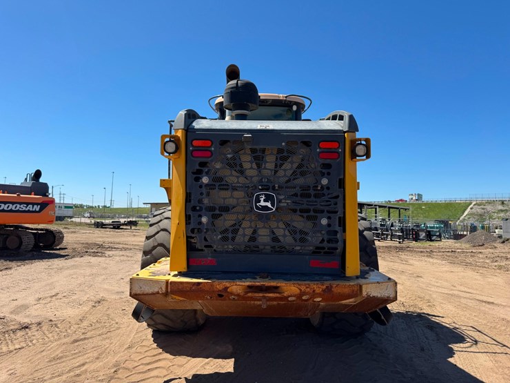 2013-deere-824k-image-4