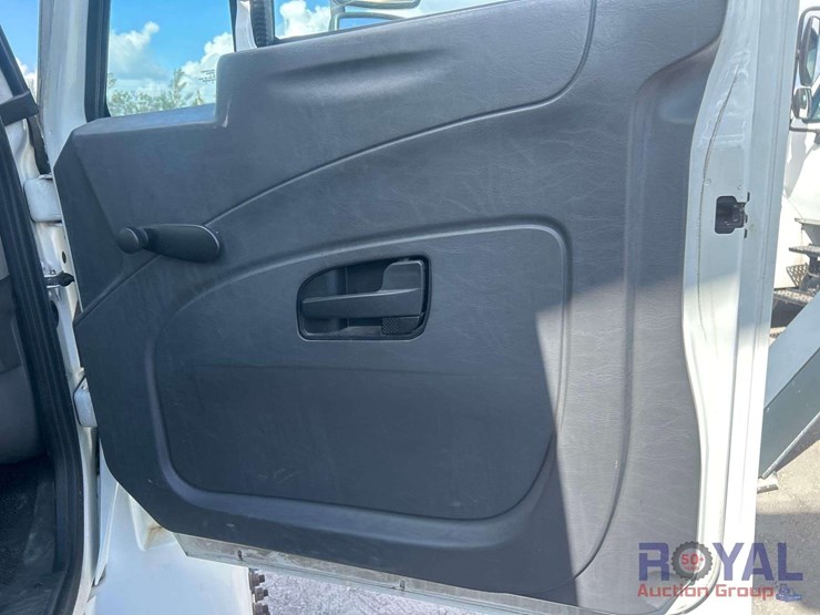 2014-international-durastar-4300-image-31