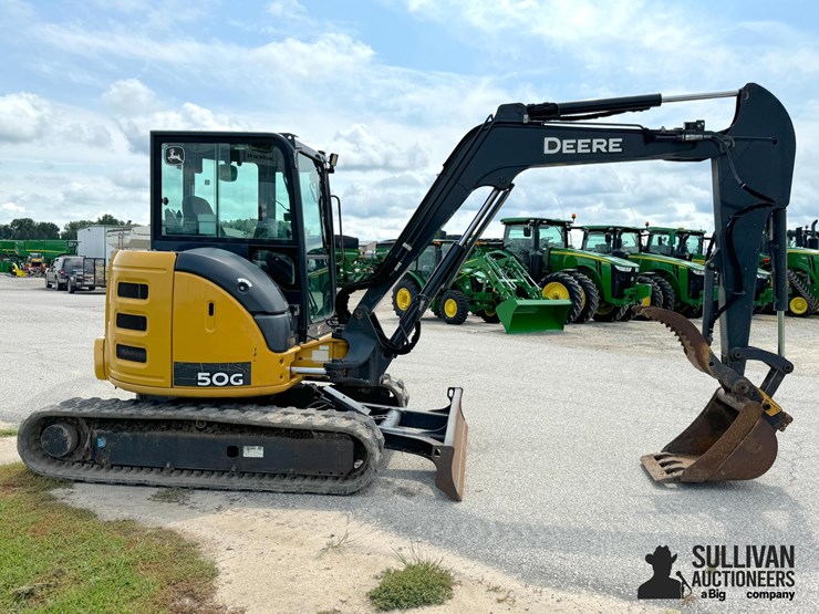 2019-deere-50g-image-4