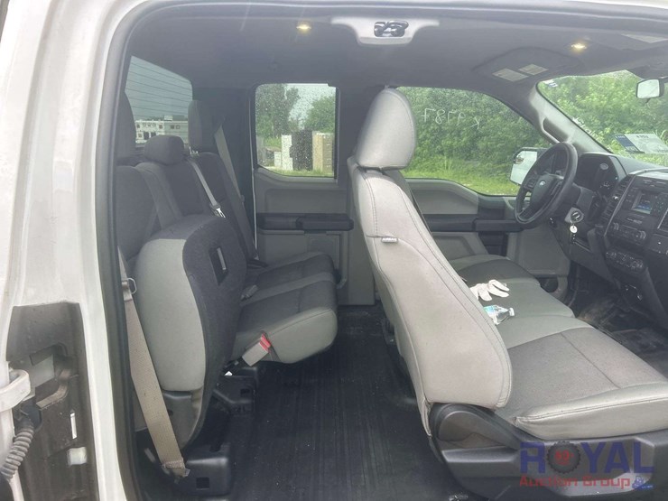 2016-ford-f150-image-24