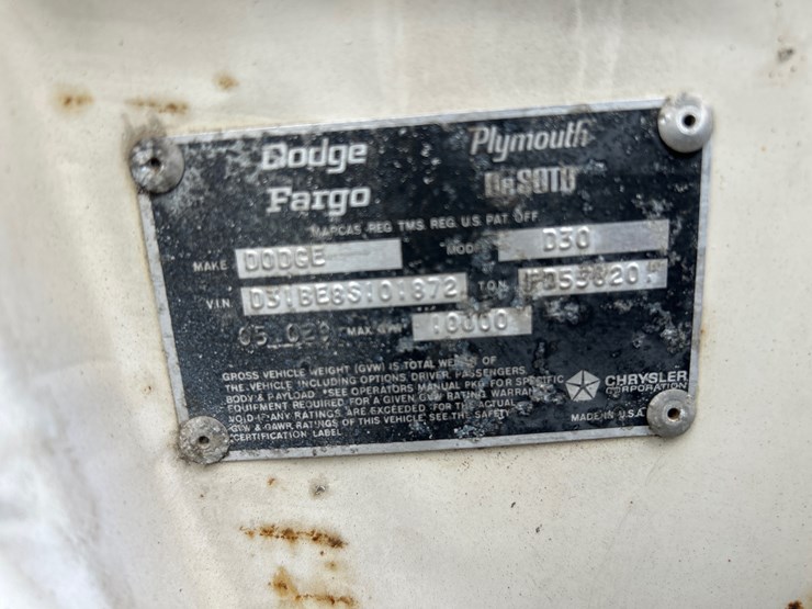 dodge-3500-image-12