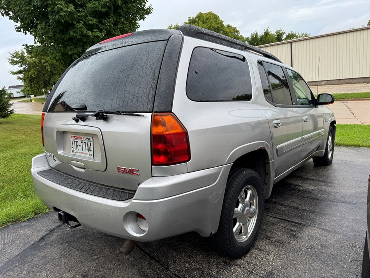 2004-gmc-envoy-image-4