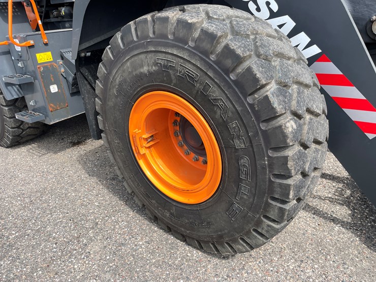 doosan-dl320-7-image-6