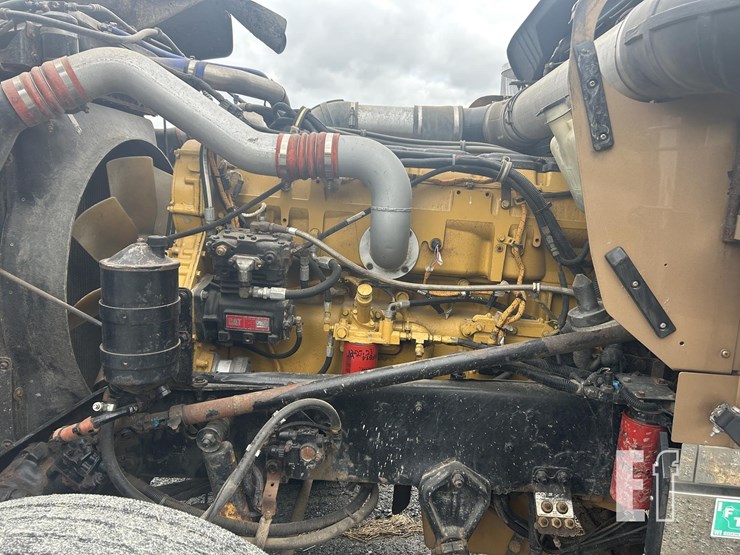 2006-kenworth-w900l-image-12