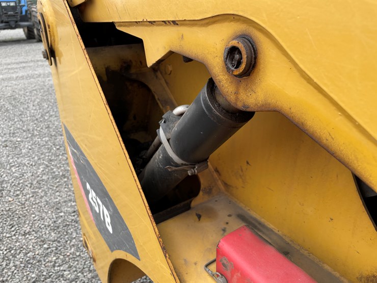2007-caterpillar-257b-image-27