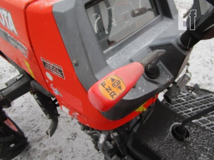 kubota-m8200-image-6