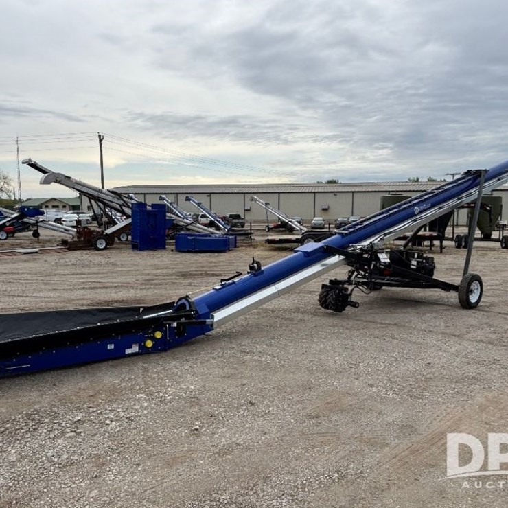 2025 USC FL75M40C00UC Self-Mover Conveyor (NP6102)