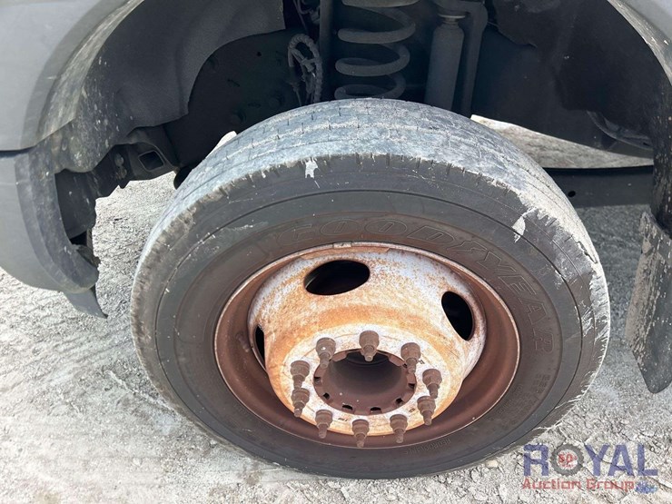 2017-ford-f450-image-31