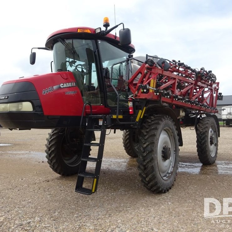2015 CASE IH PATRIOT 4440