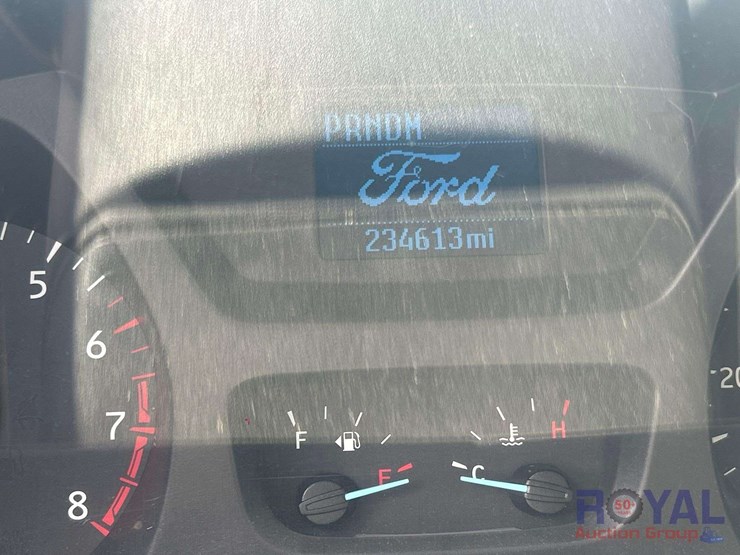 2015-ford-transit-image-8