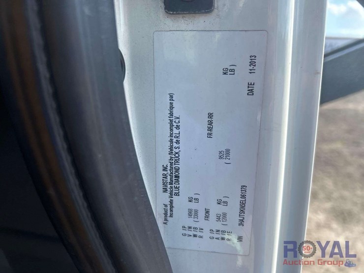 2014-international-durastar-4300-image-6
