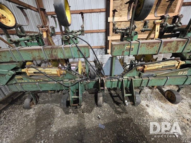 john-deere-9-image-2