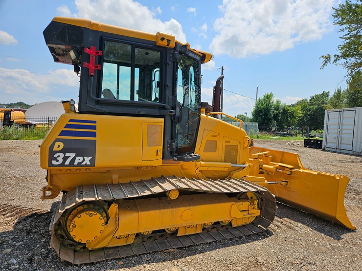 2018-komatsu-d37px-23-image-16