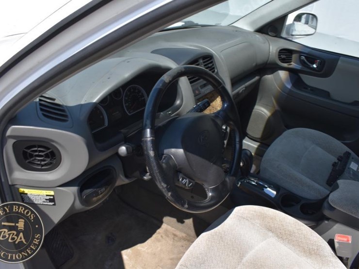 2005-hyundai-santa-fe-image-31