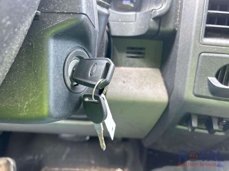 2017-ford-f450-image-39