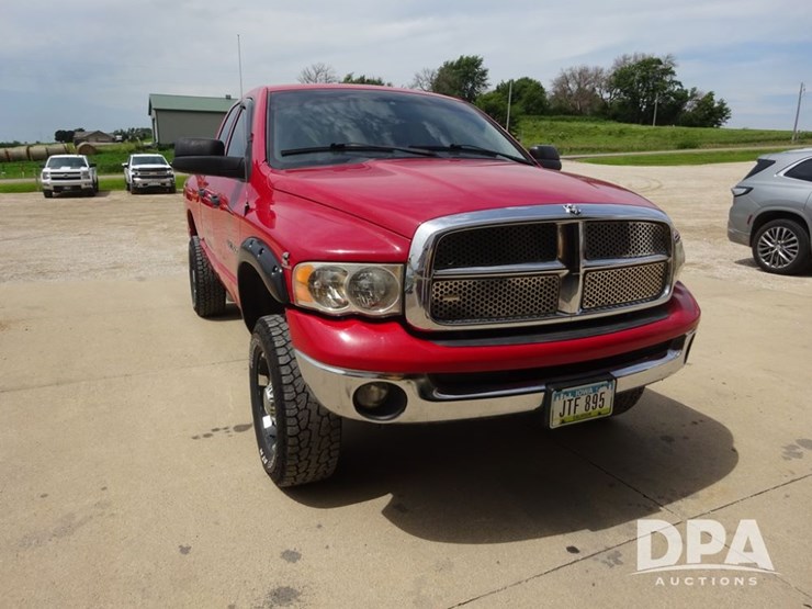 2004-dodge-ram-2500-image-3