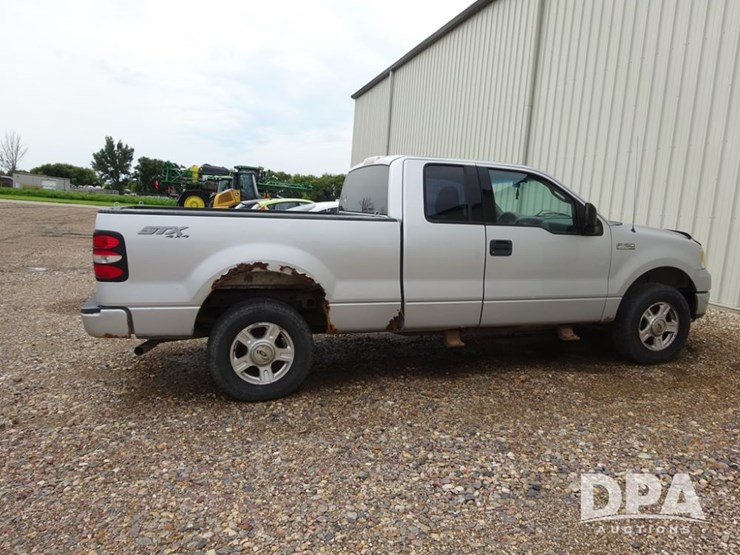 2004-ford-f150-image-11