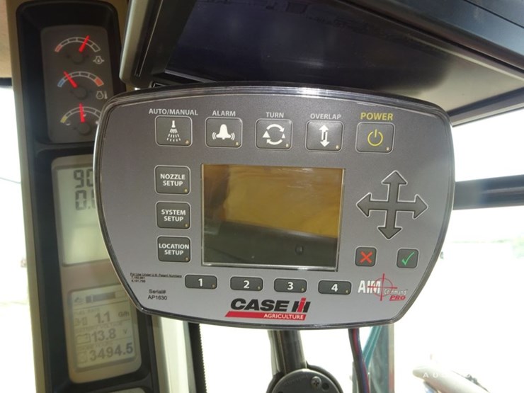 2015-case-ih-patriot-4440-image-111