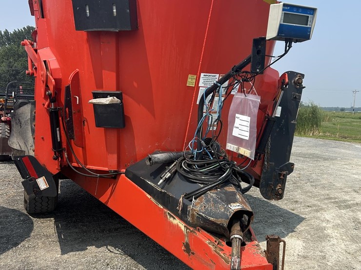 2018-kuhn-knight-vt156-image-3