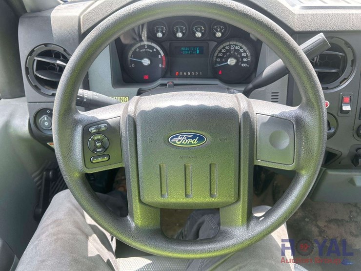 2013-ford-f450-image-10