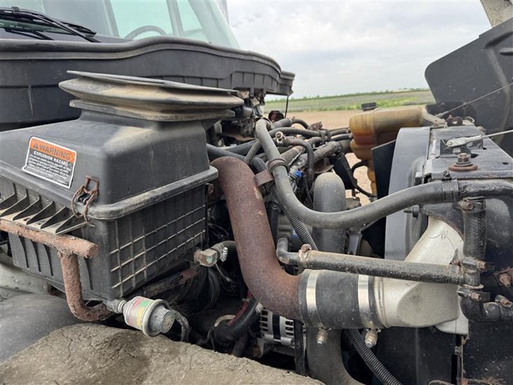2012-international-durastar-4300-image-29