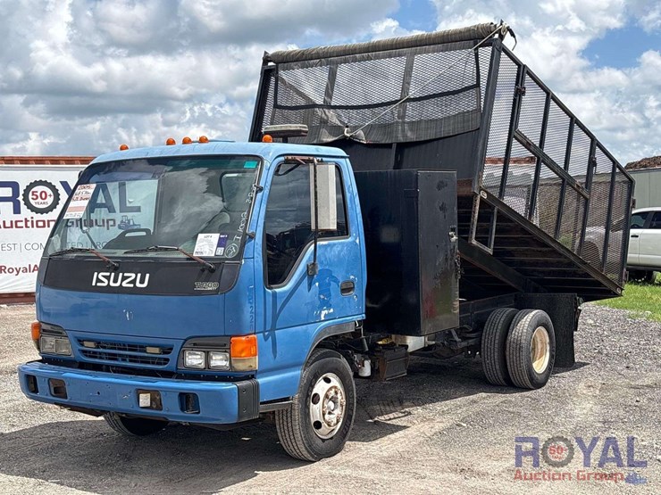 2005-isuzu-npr-image-1