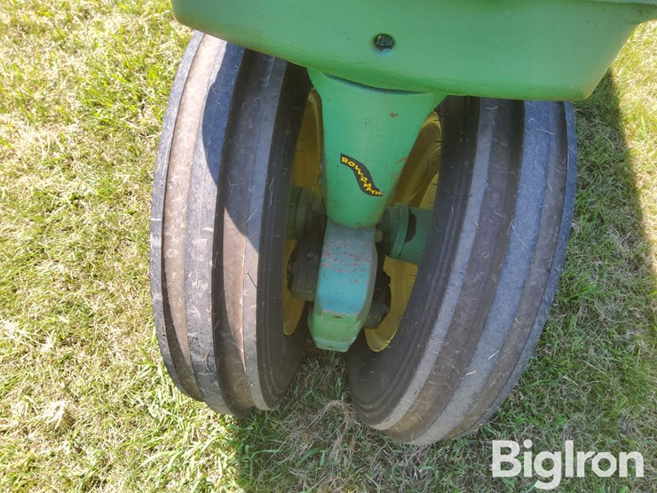 john-deere-630-image-11