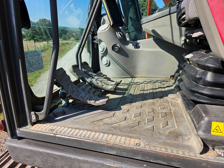 2018-volvo-ec160el-image-61