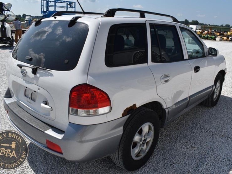 2005-hyundai-santa-fe-image-14