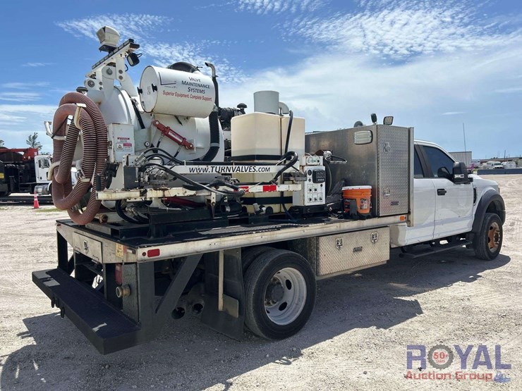 2017-ford-f550-image-3